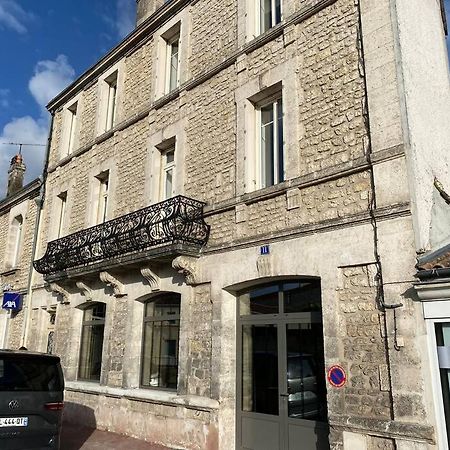 Superbe Studio Centre Ville * Clim * Wifi * Haut De Gamme * Angouleme Bagian luar foto