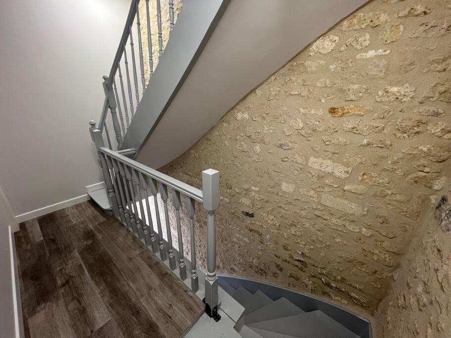 Superbe Studio Centre Ville * Clim * Wifi * Haut De Gamme * Angouleme Bagian luar foto