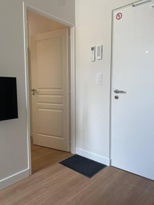 Superbe Studio Centre Ville * Clim * Wifi * Haut De Gamme * Angouleme Bagian luar foto