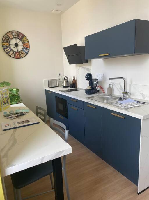 Superbe Studio Centre Ville * Clim * Wifi * Haut De Gamme * Angouleme Bagian luar foto